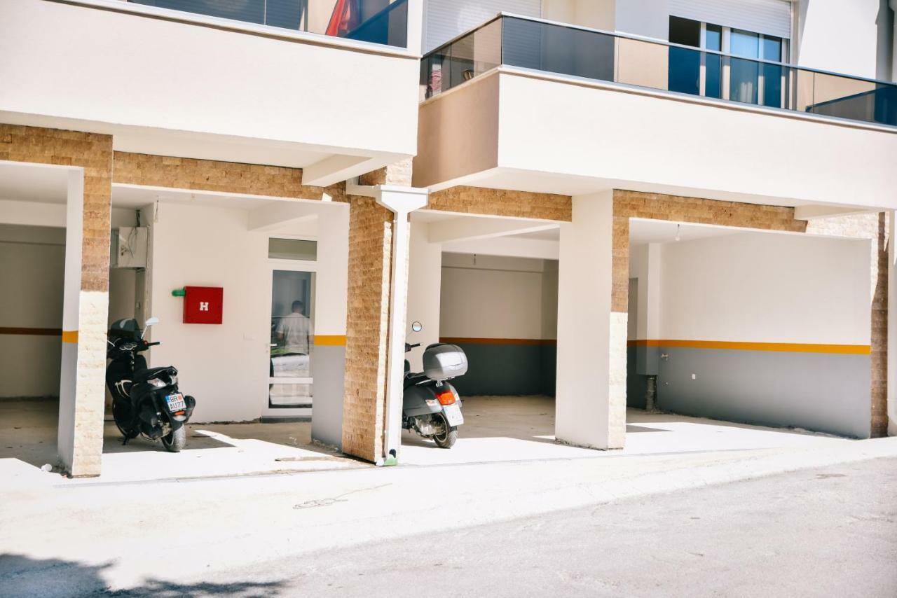 Apartamento Riva Luxury Ulcinj Exterior foto